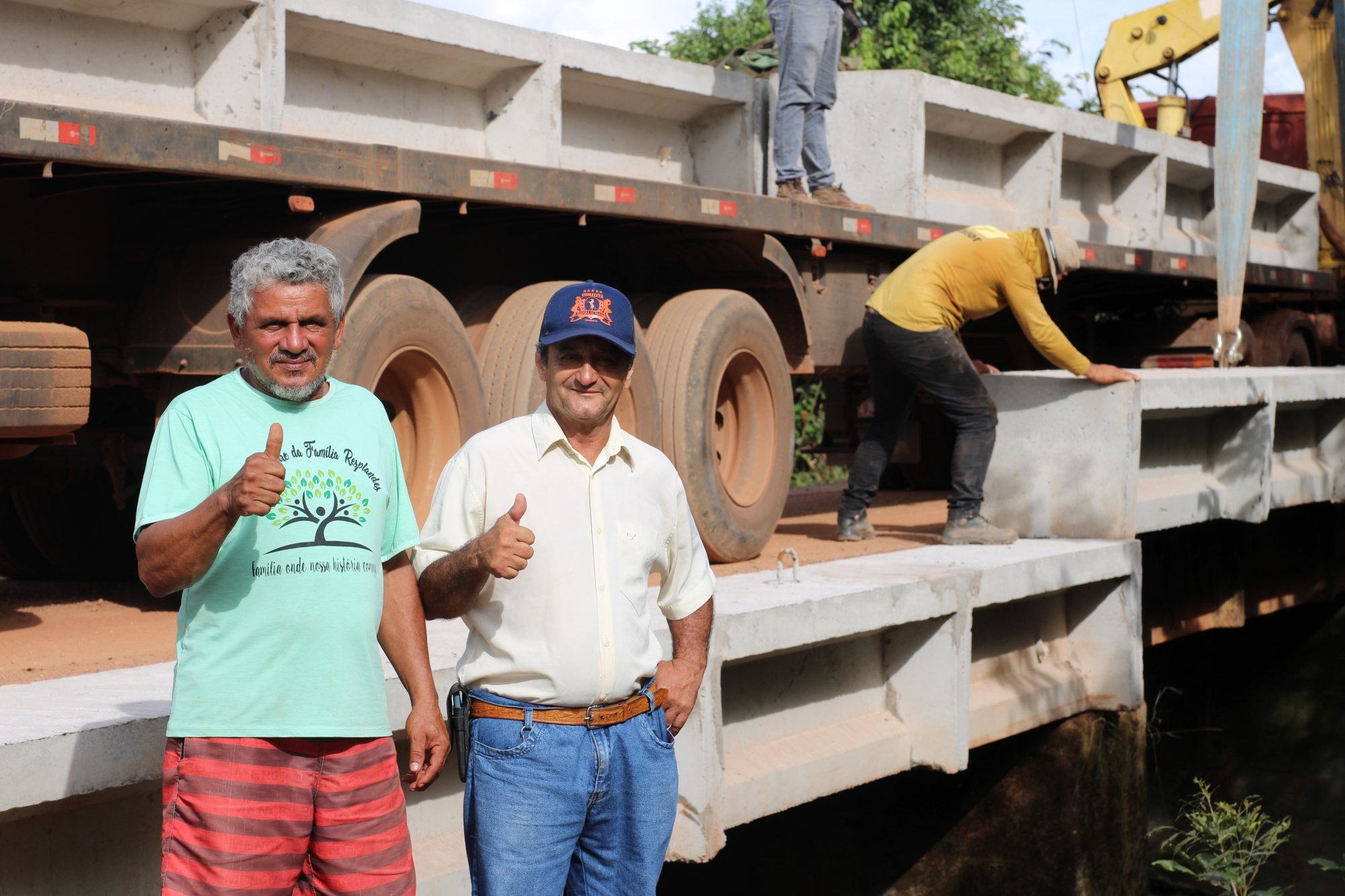Ponte sobre o ribeirão "Cavalo Morto" recebe melhorias na estrutura