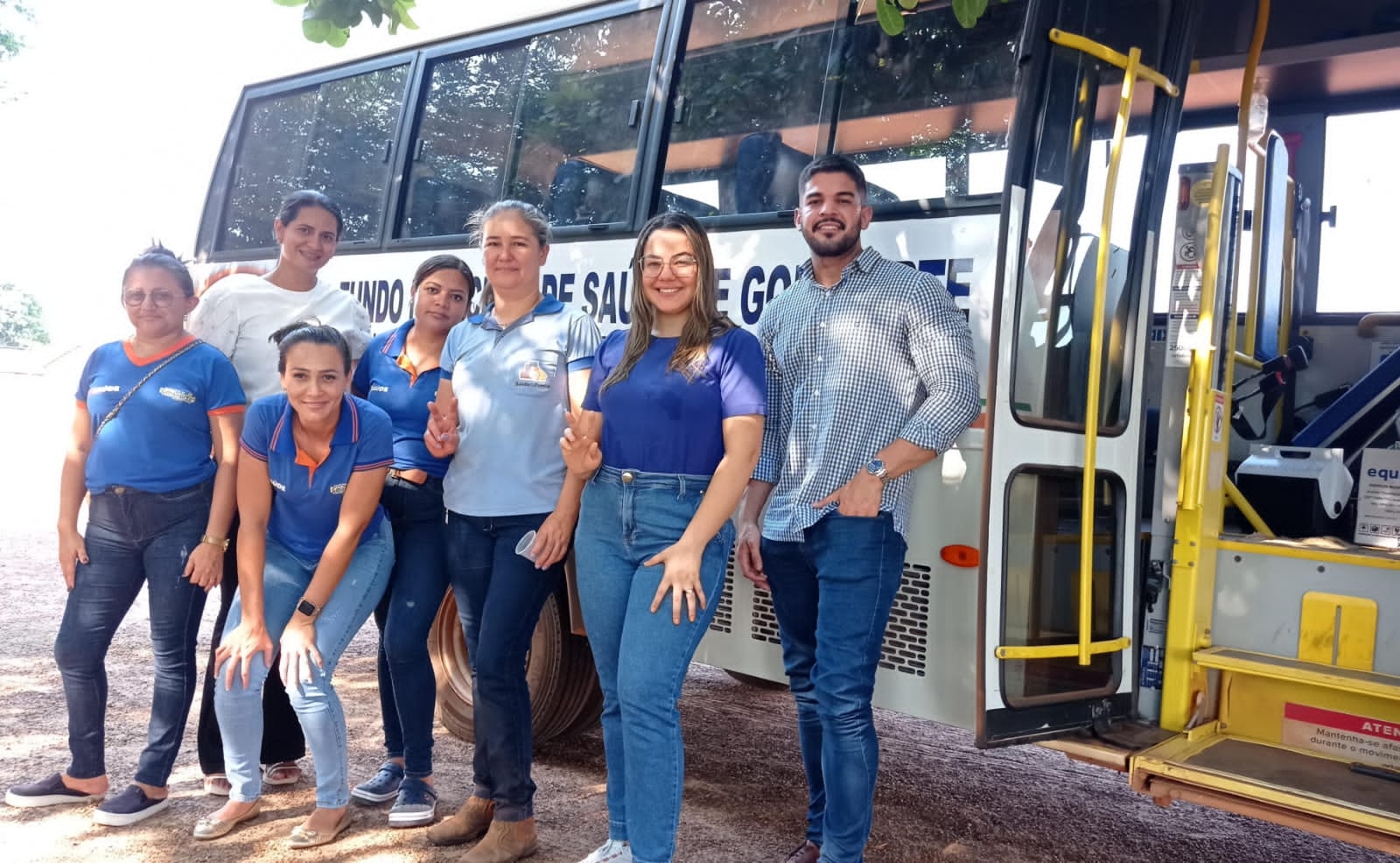Prefeitura de Goianorte, por meio da Secretaria Municipal de Saúde realiza atendimento médico, odontológico, assistência de enfermagem e roda de conversa "Outubro Rosa"