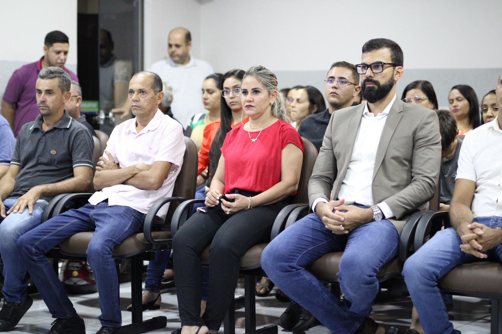Prefeita Nega realiza audiência pública para esclarecimentos sobre o Piso Nacional da Enfermagem