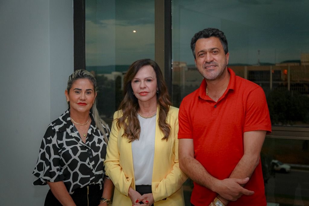 Prefeita Nega e Deputado Estadual Luciano Oliveira tem encontro com a Senadora Dorinha e destacam parceria com a senadora, visando resolver demandas para Goianorte