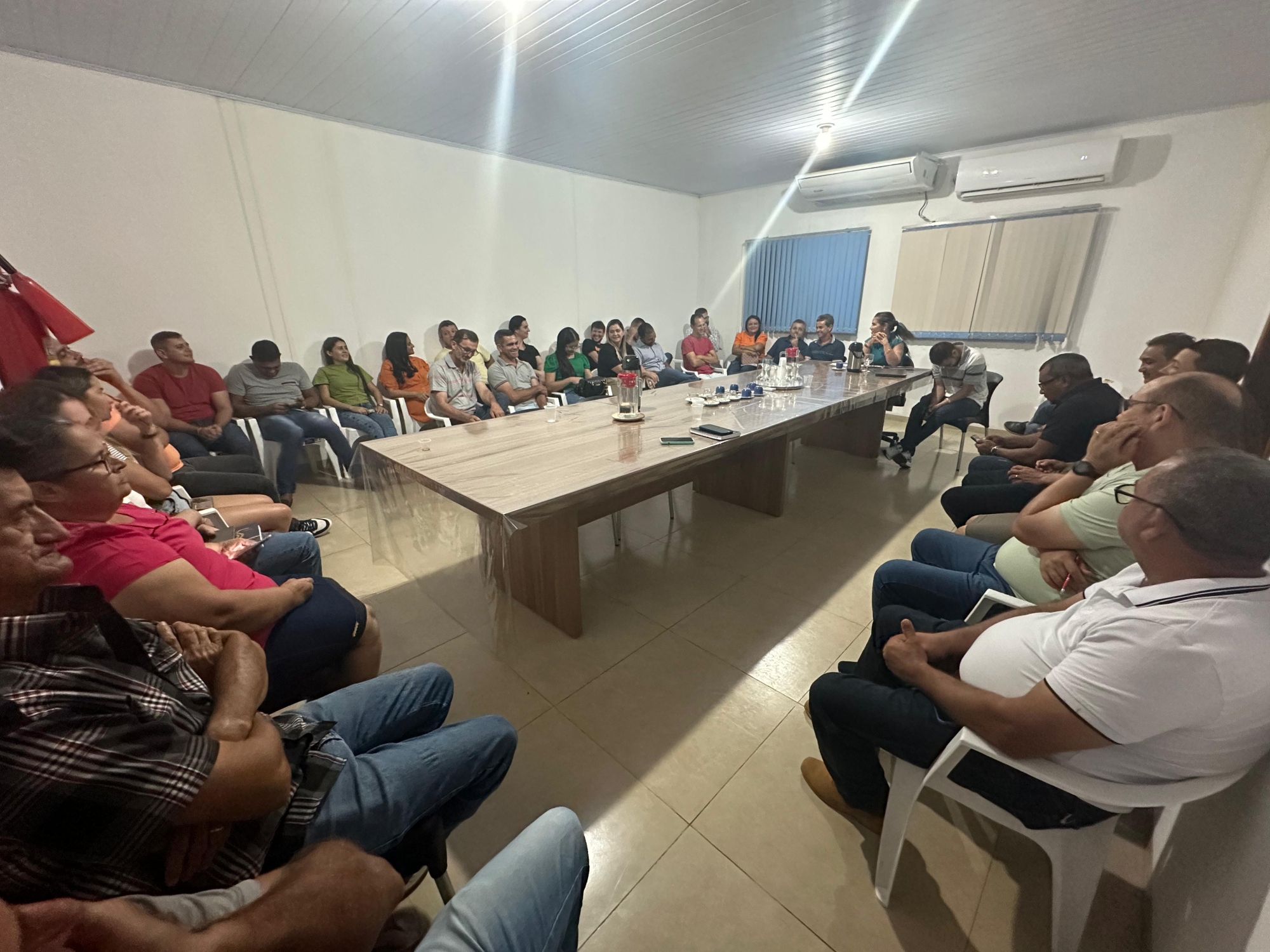 Prefeita Nega e equipe gestora alinham fechamento de contas e transição para nova gestão