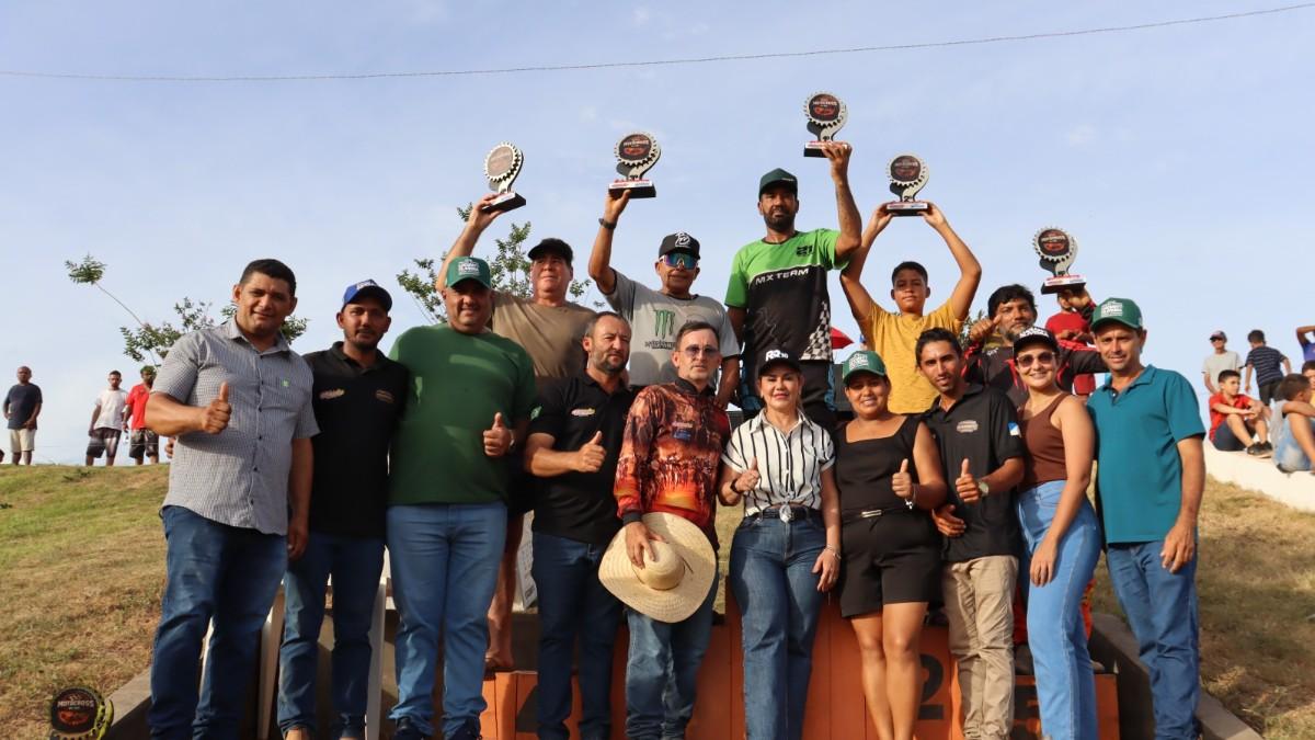 Motocross leva adrenalina e emoção ao 37º aniversário de Goianorte